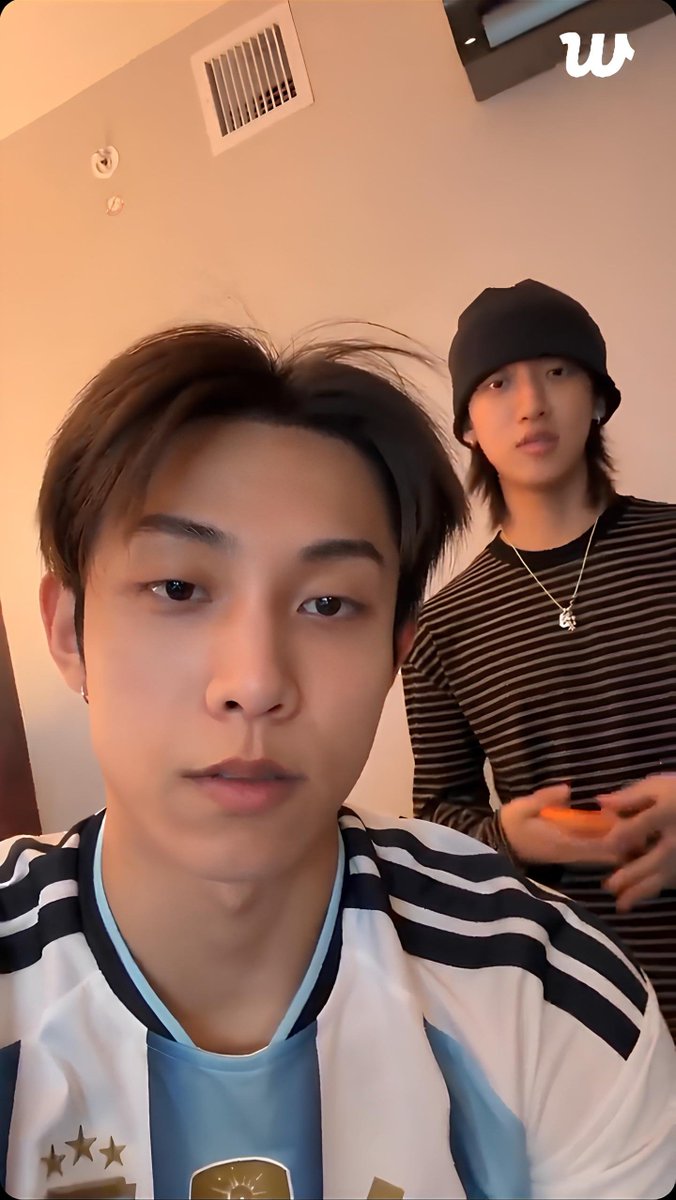 Nana 🍣🌰 tweet media
