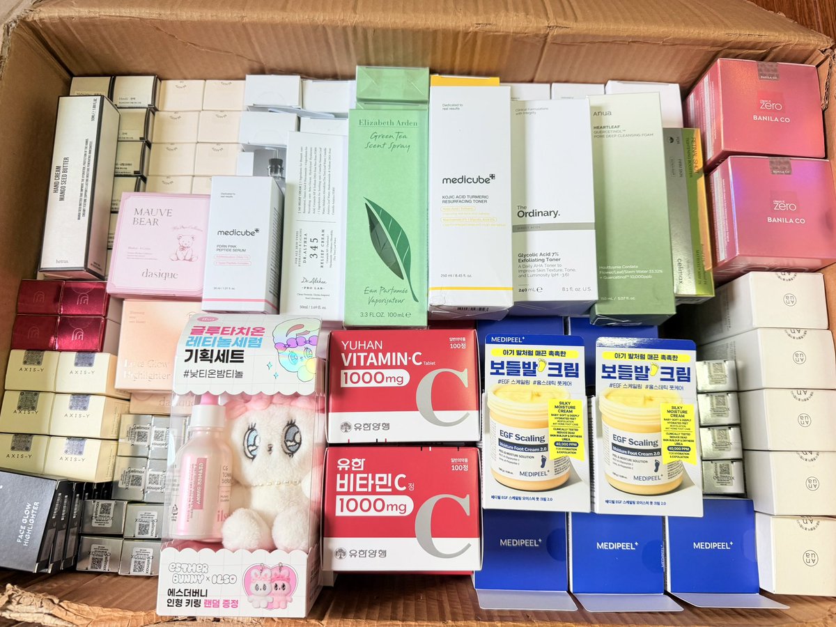 shopfankpop's tweet photo. พร้อมส่งงงง ลดราคามากกว่า 50% 🫪🔥🔥🔥

เครื่องสำอาง สกินแคร์  เสื้อผ้า รองเท้า 
กระเป๋า และอื่น ๆ มีเยอะมากกกกก 🧤🏹🍎🐶

*สินค้ามีมากกว่าในรูปตัวอย่าง*

💖ค่าส่งเหมาๆ EMS 40 บาท

ลงขายในเธรดนี้ค่า👇🏻🛒🛍️✨ https://t.co/K1fyTuJJTf