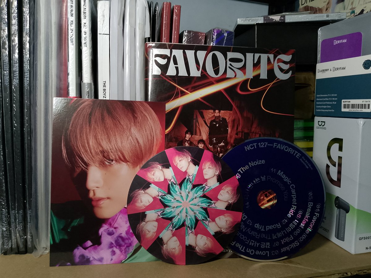 kloudecarts's tweet photo. wts lfb ph onhand

📬 nct 127 unsealed album
     — ₱50 each

inclusions:
sticker : pb cd poster postcard sticker  ( 1 no sticker, T )
walk : pb cd poster postcard sticker
favorite : pb cd postcard circle

t. pb sale pc jungwoo haechan jaehyun taeyong johnny doyoung yuta mark https://t.co/SEhYp7GYbJ