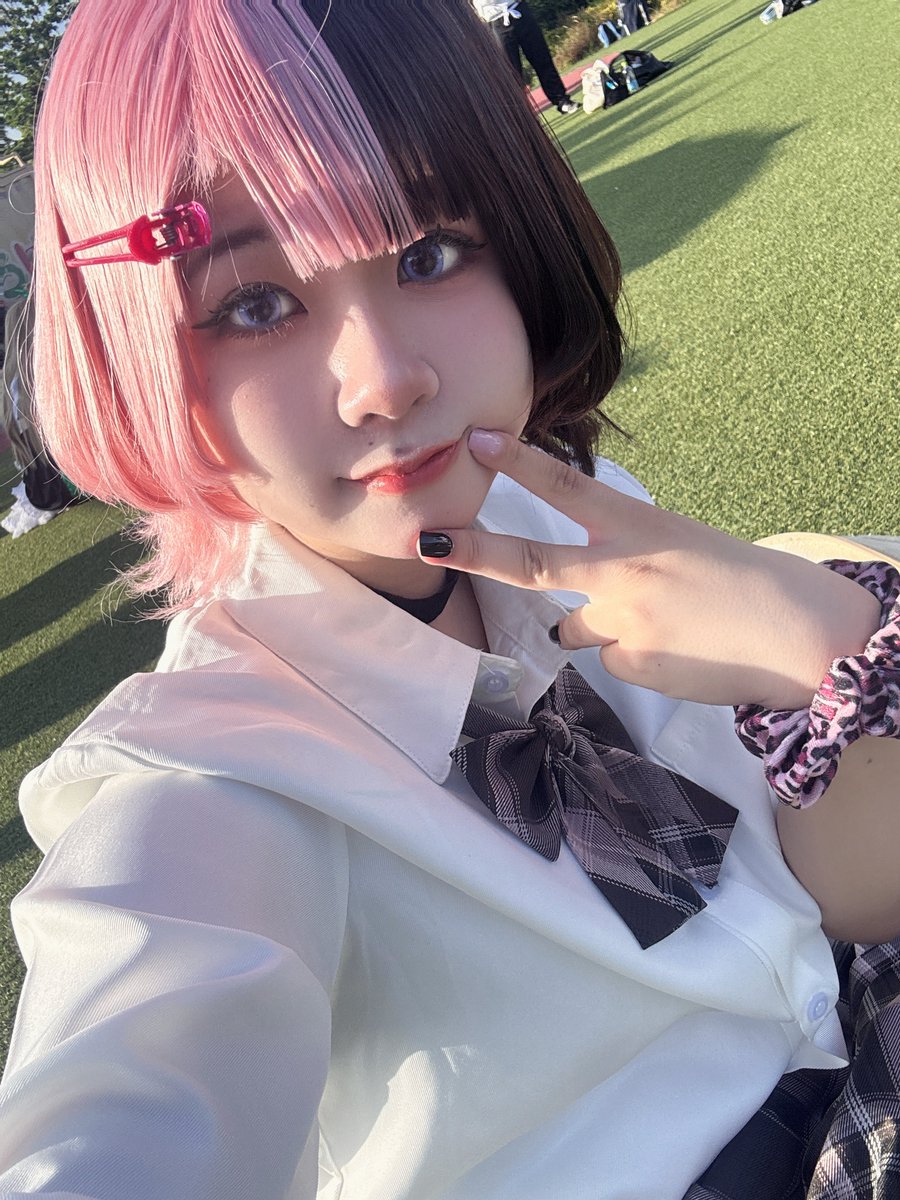 りる tweet media