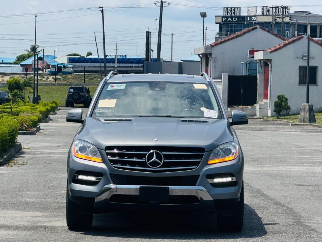 AncientOne_77's tweet photo. 2015 Mercedes Benz ML350

23m https://t.co/gXoL9j5KS3