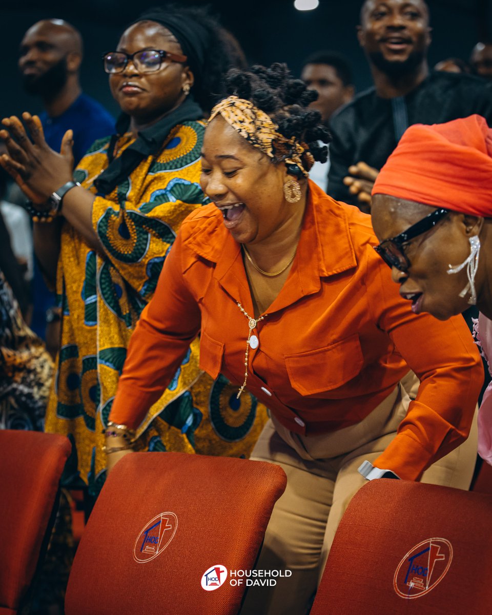 HODChurchNG's tweet photo. Moments of Praise like this are when Jesus meets us, changes us, and inhabits the songs from our hearts.
#HouseholdofDavid #FirstService #SundayService https://t.co/cqWuYLQTE4