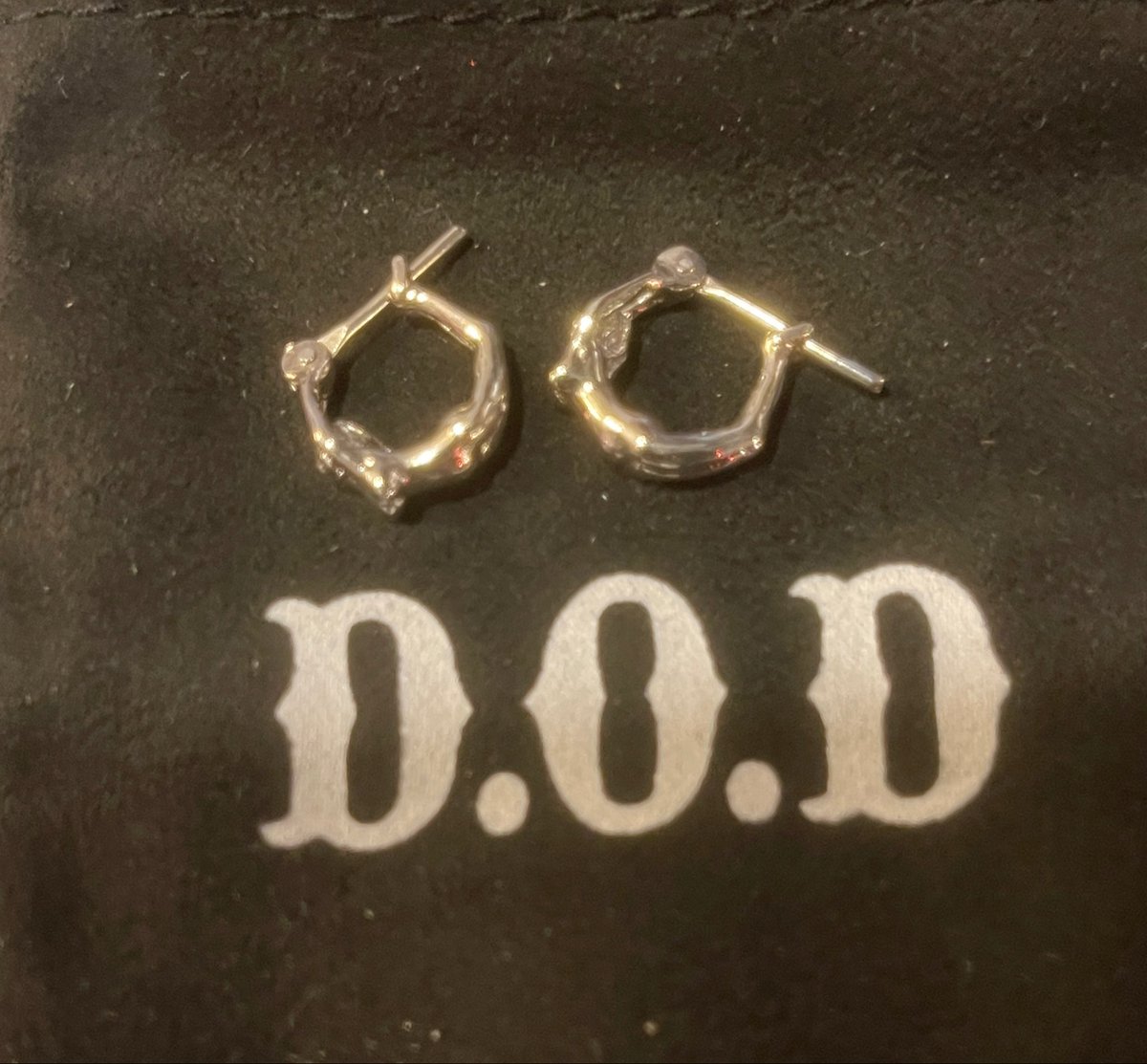 山田蓮着用　D.O.D nude pierce 本日も人気です。 D.O.D nude pierce 御希望の方は御連絡お待ちして