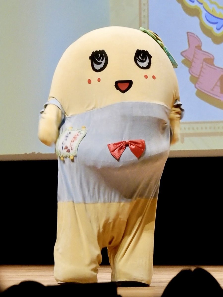 _ahchin's tweet photo. ふなっしーLAND船橋本店 11周年記念トークショー ③
ふなちゃん💛ྀི 11周年おめめとうございます。この先も愛されるお店が永く続きますように…
この1枚目特にかわいいよ。 https://t.co/9EkXkDFZ35