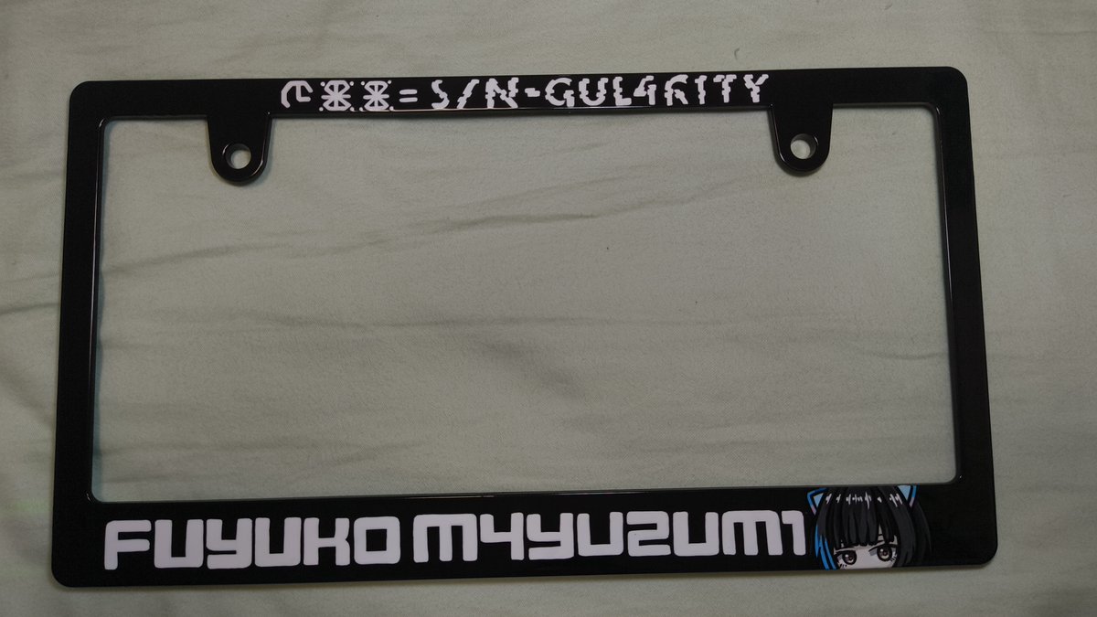 Shigotonin_GE8's tweet photo. 先日NOAHさんに依頼したナンバーフレームがついに到着…！
いやマジで、デザインの時点でめっちゃ良い感じでしたが、現物を見るとより良いですな…！！
保護も兼ねて装着はイベントの時だけにしましょうかね https://t.co/gAVLvKuXJI