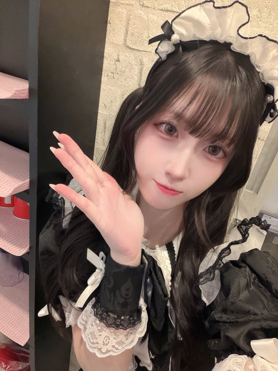 ゆあ tweet media