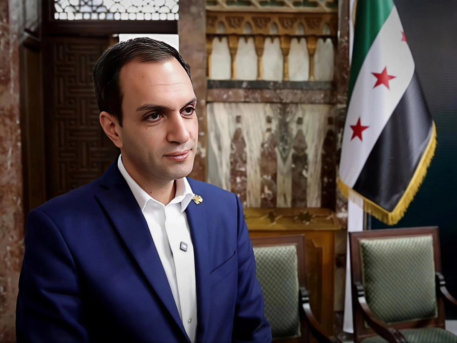 AhmadSyrianx's tweet photo. 🚨 انتخابات مجلس الشعب في الحسكة :

🔹 #الحسكة: 13 مرشحاً يتنافسون على 3 مقاعد
🔹 #القامشلي: 7 مرشحين يتنافسون على 4 مقاعد
🔹 #المالكية: مرشحان يتنافسان على مقعدان (انتهت)
🔹 #عين_العرب: 12 مرشحاً يتنافسون على مقعدان

#سوريا_الجديدة #احمد_الشرع #سوريا https://t.co/Inw6hsfqz4