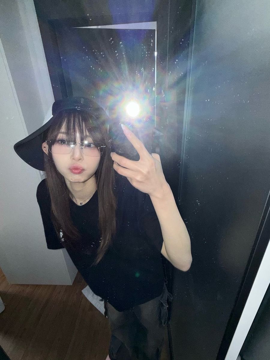 nhzhouse's tweet photo. hi #wavselcaday https://t.co/NJfiUpNbby