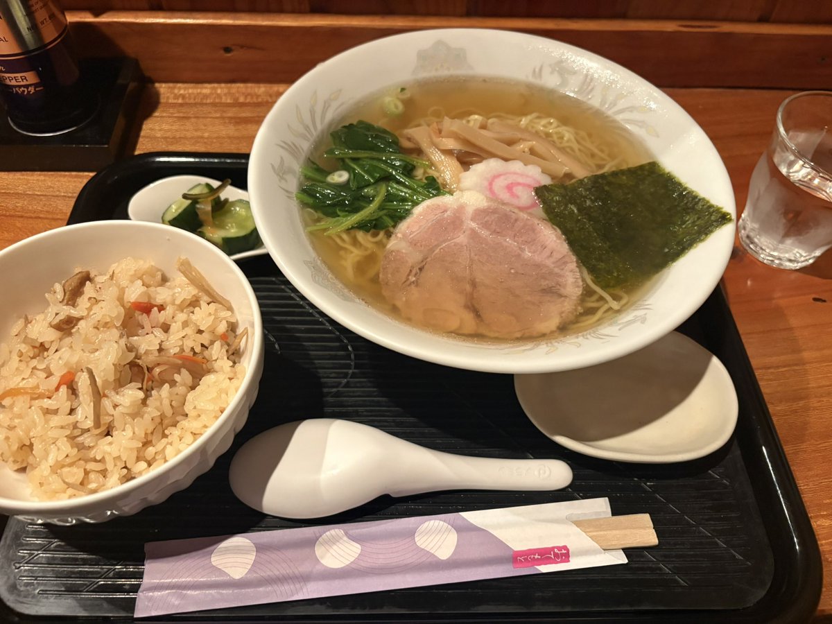 osiri18's tweet photo. ド田舎・ラーメン https://t.co/dsTClrQVdH