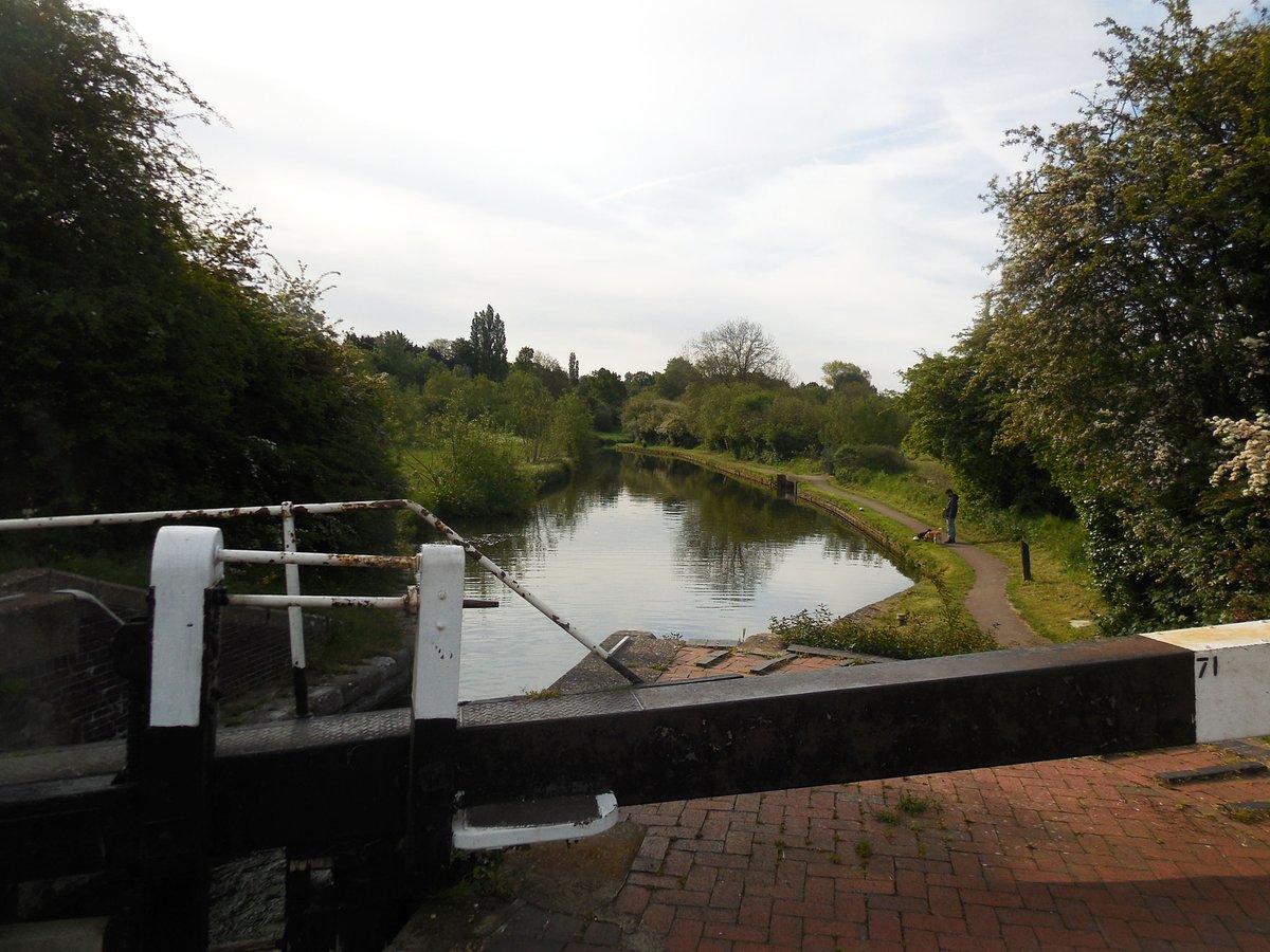 retired_tom's tweet photo. My photos from #May 2019
@CanalRiverTrust #GrandUnionCanal #NashMills #KingsLangley #HuntonBridge #Lock #Bridge #Narrowboat #Reflections
#Canals & #Waterways can provide #Peace & #calm for your own #Wellbeing #Lifesbetterbywater #KeepCanalsAlive https://t.co/VgceVCk1AP