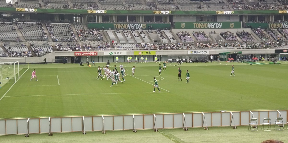 th0226's tweet photo. 一年ぶりに味の素スタジアムにマリノスの応援に行ってきました。6-0の快勝！  6点なんて！ 楽しかった！ https://t.co/J26QPn4tHq