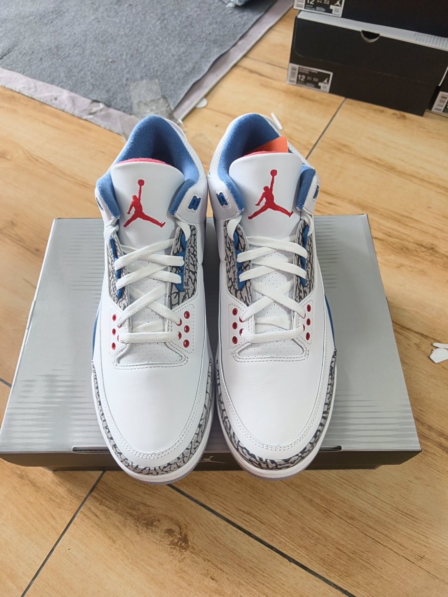 Kingsolevip's tweet photo. #jordan3trueblue
Sz 7.5-14 https://t.co/9QRAvluAQe