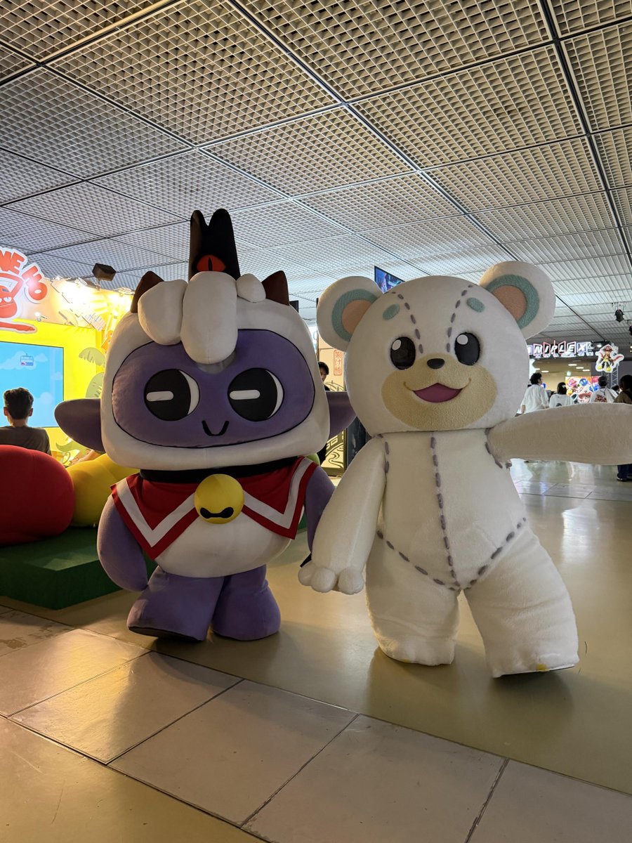 tinymetalgame's tweet photo. Thank you for joining us at @BitSummit PUNCH! 🎉
It was great meeting so many of you and seeing everyone play our games.
Share your photos, videos, and favorite moments, we’d love to see them! 👀

#BitSummit #AREA35 #TinyMetal2 #PROJECTBLITZ #FelicitysDoor https://t.co/r75IMAjqAb