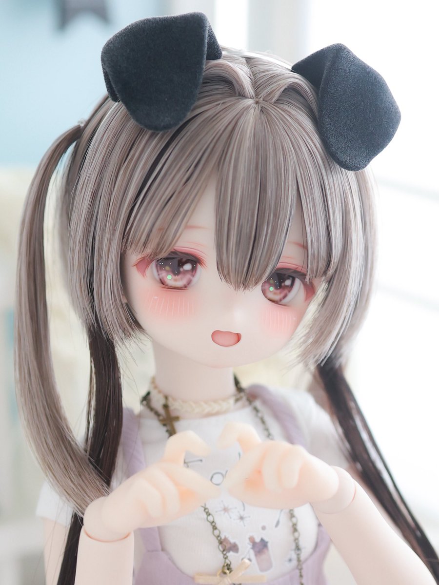 メメメ tweet media