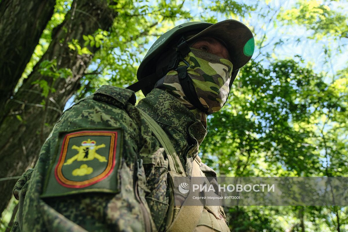 TheGreyPatriot_'s tweet photo. 🇷🇺 Today's work of D-30 cannon crew in Zaporozhye direction of SVO.

#Russia #Russian #Russians #Today #SVO #Military #Army #Artillery #Combat #D30 #Cannon #Tactical #Multicam #RIA https://t.co/b7lYCfn5Wp
