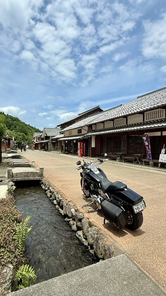 FXDF_FATBOB_BOB's tweet photo. 朝からくもりがちの空⛅️

滋賀のメタセコイヤと
ちょっとだけ琵琶湖、
若狭熊川宿を
巡ってきました🏍️💨

熊川宿は、鯖街道の宿場町らしい情緒ある町並みで
とても良い雰囲気でした😊
次回はのんびり歩きたい https://t.co/SGlYWrTi6g