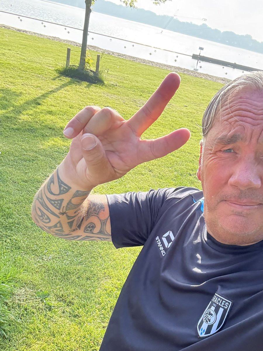 JOHAN tweet media