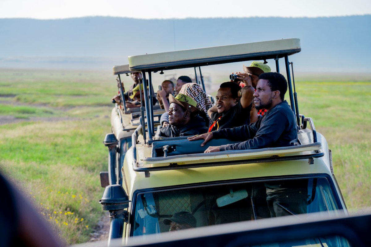 ElionaKimaro's tweet photo. KAMBI YA WANAUME DAY 3: A Trip to Ngorongoro crater https://t.co/7WvSTbwnRZ
