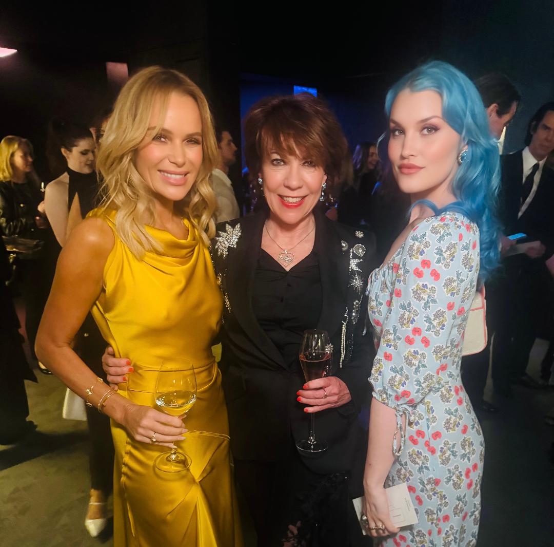 Kathy Lette tweet media