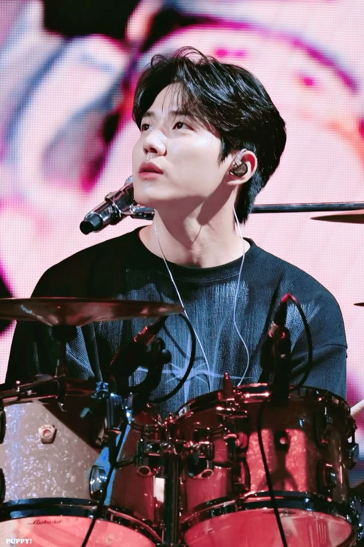 𝐁𝐢𝐞𝐛𝐞𝐥🥨.܁ஐ tweet media