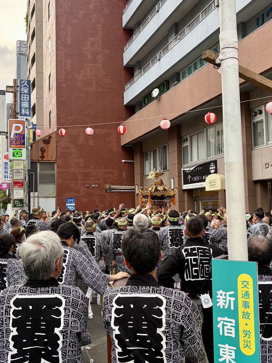 あらまき tweet media