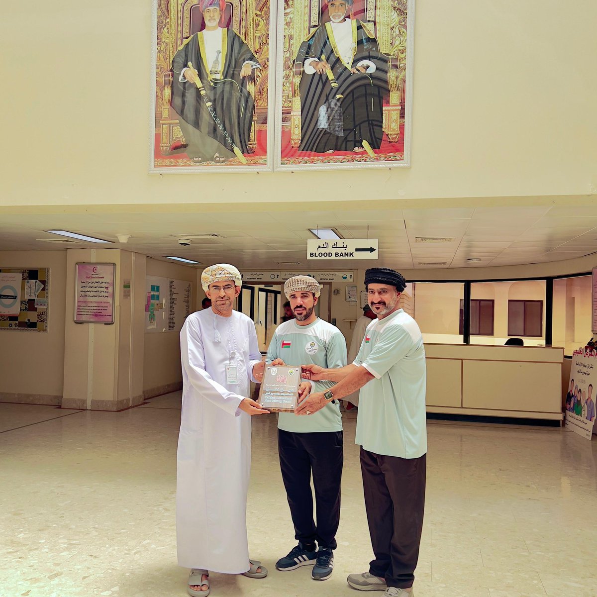 NakhalAdventure's tweet photo. نفّذ فريق نخل للمغامرات والمسير الحر التابع لنادي نخل المبادرة المجتمعية لزيارة مستشفى الرستاق (جناح الأطفال)، وذلك يوم الأحد الموافق 24 / 5 / 2026م، بهدف إدخال الفرحة والسرور على الأطفال المنومين بالمستشفى من خلال توزيع الهدايا ورسم الابتسامة على وجوههم. https://t.co/vpHN3XIZ9n