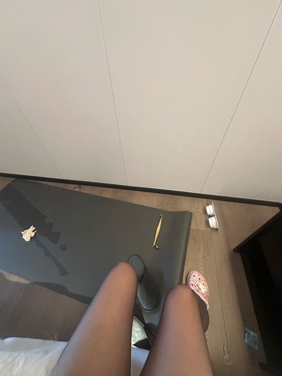 Nin1sama's tweet photo. 本来乱的一逼🙄 https://t.co/Wnsw2rYfX5