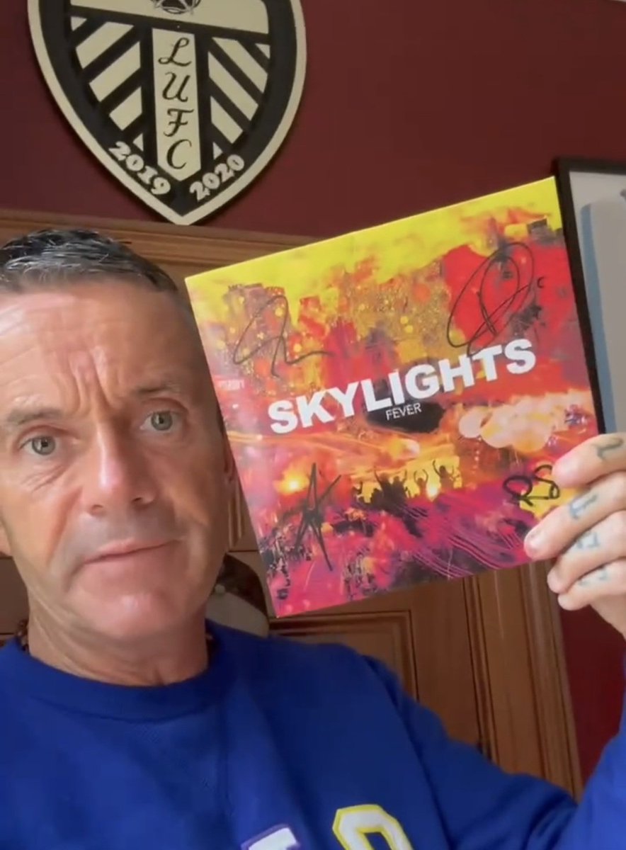 SkylightsYRA's tweet photo. Big love to the legend Gary Kelly. 

Thanks for all your support pal. Grab yourself a copy https://t.co/cpYJT0m2ef #ASAW https://t.co/LyrqWRLN8c