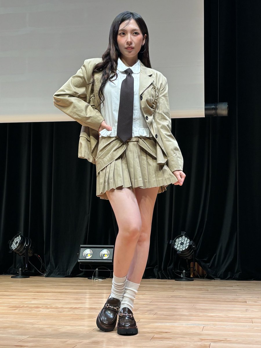 GKYP330's tweet photo. ロングヘアの破壊力！！！！
もう可愛すぎるって…探偵知英さん🕵️‍♀️💘💘

#응답하라강지영
#강지영
#知英 https://t.co/SQBWaMyWtE