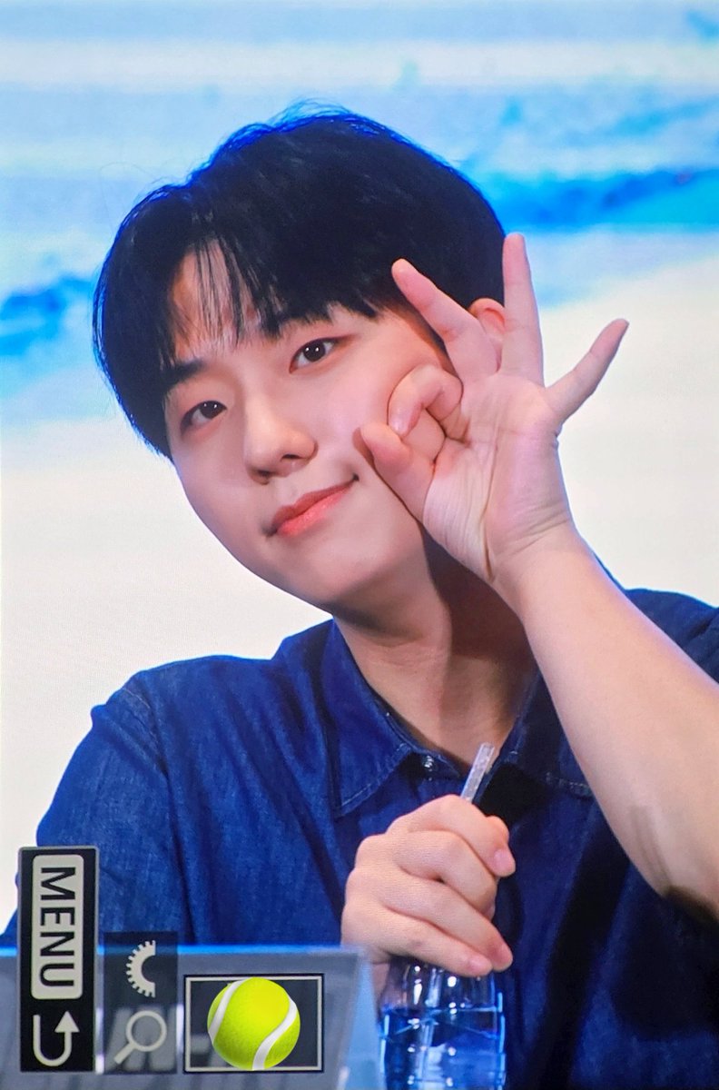901xdh's tweet photo. 260524 상하이 팬싸 #건일 https://t.co/7RoNu0kB2d