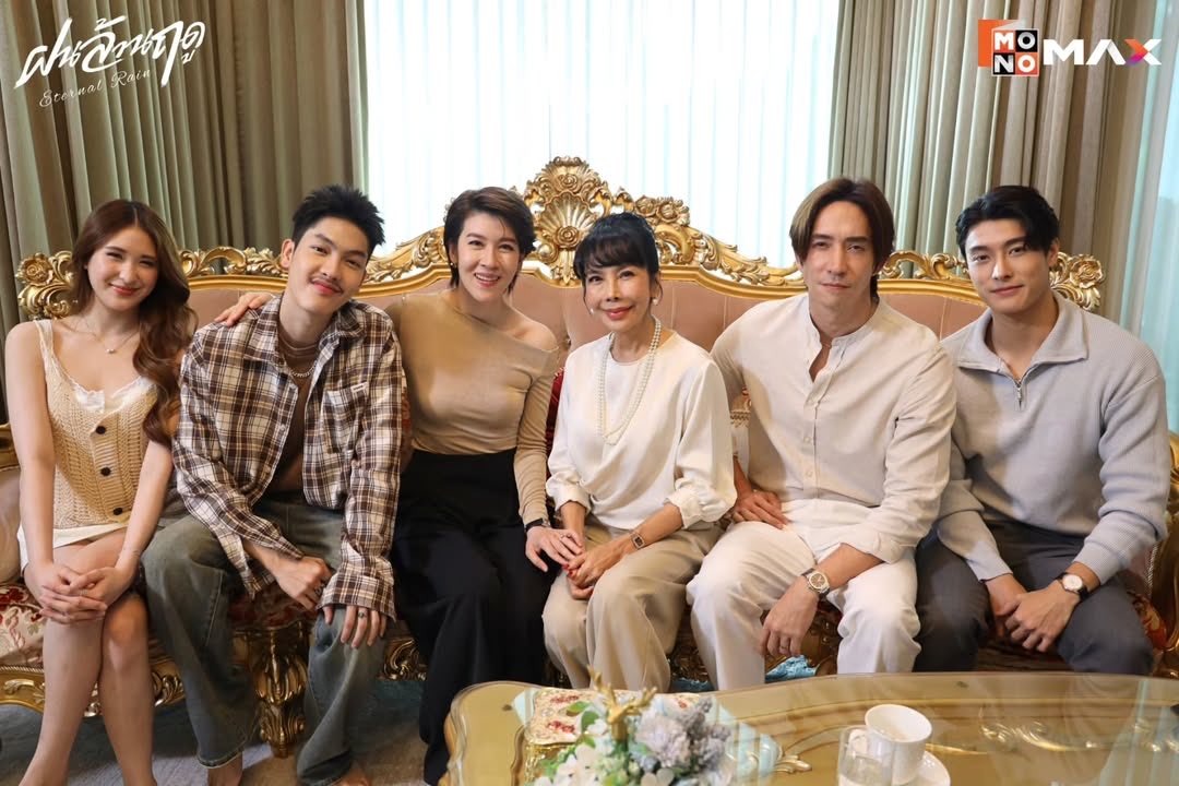 broadcastthai's tweet photo. ภาพเบื้องหลังความสนุก ความน่ารัก การสวิทซ์อารมณ์อันดุเดือด
.
☔️ ซีรีส์ “ฝนล้านฤดู” (Eternal Rain)
📍 ทดลองดูฟรี* 4 ตอนแรก
ที่แอปพลิเคชัน Monomax เท่านั้น
🔗https://t.co/hqswvNFZoJ
.
#ฝนล้านฤดู
#EternalRain
#Monomax
#MonoOriginal https://t.co/WzbTrtGPg5