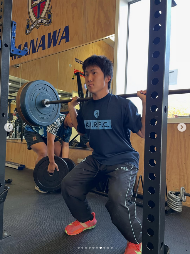 KiriichiRug's tweet photo. 【🏉NZ留学 NEWS】
NZ留学では、WeightsやSkills session以外にも
presentationやVideo review等でのCommunication、
試合出場やSuperRugbyを生観戦したりと
充実した日々を送っています
 
#高校ラグビー
#桐生第一高校 #桐一 #キリイチ
#桐一ラグビー部
#6代目NZ留学 #NZ留学
#セントトーマス高校 https://t.co/4RbxWPMQ7j