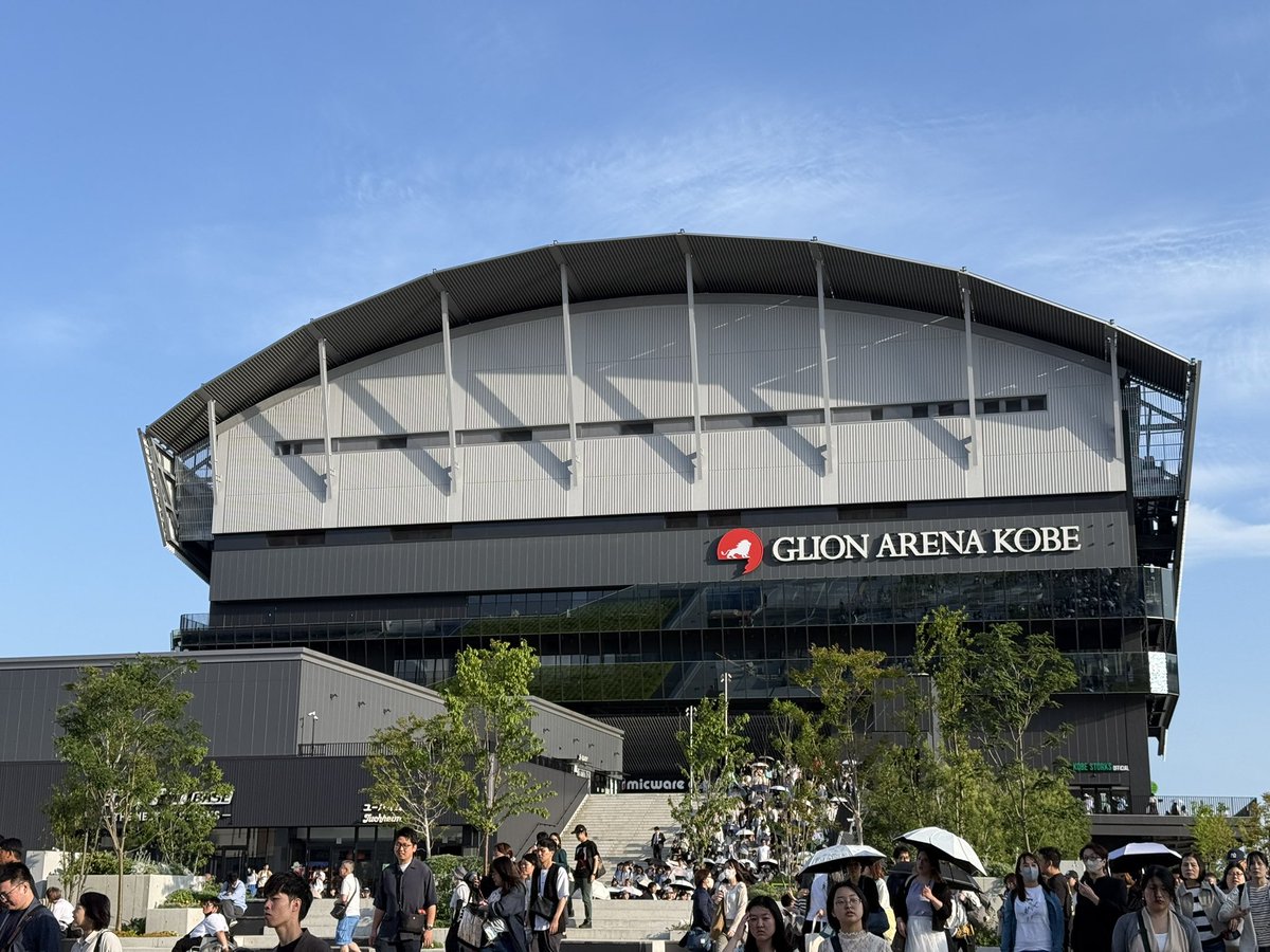 skryota's tweet photo. オープニングアクトから最高だった。
ステージに近い席で見やすくて楽しかった。
倉木麻衣さんの曲はやっぱりいいなぁ！
初めてだったけど来れてよかった！
#コナンコンサート https://t.co/ds2tR2CPuZ