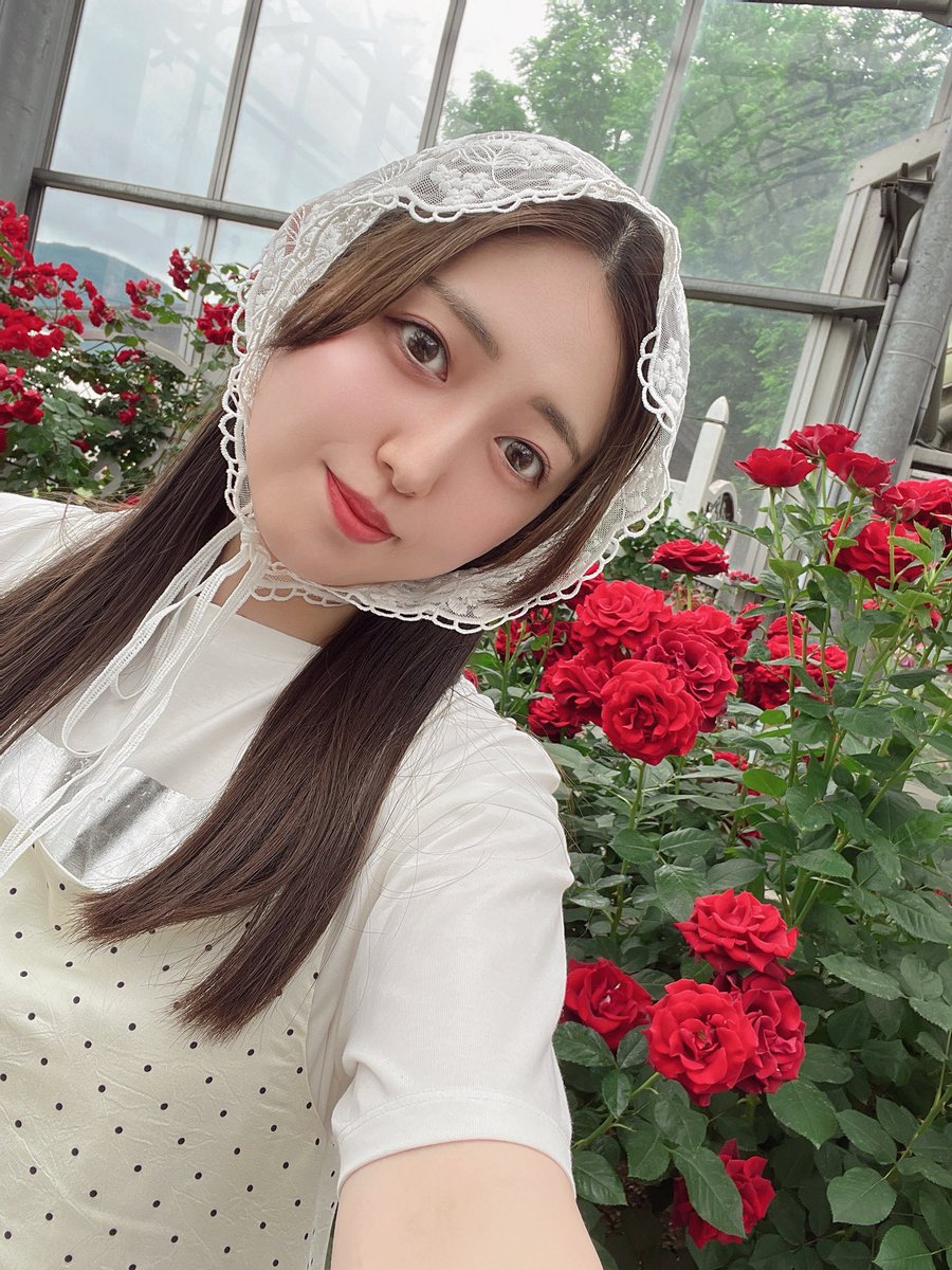 k_risa813's tweet photo. 今日は薔薇〜🌹 https://t.co/zRaQOv5huW