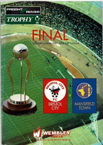 ArchiveWembley's tweet photo. 24th May 1987 #otd #onthisday @wembleystadium
Mansfield Town beat Bristol City in the Frieght Rover Trophy Final.  With a 1-1 draw after extra time the match was Wembley's first to be decided on penalties with Mansfield triumphing 5-4 https://t.co/VNDIbU8mUB