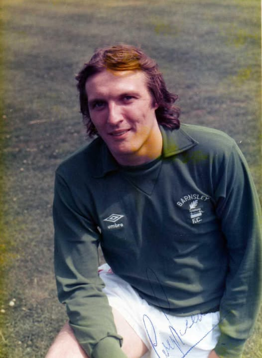 BarnsleyFCOTD's tweet photo. Ex-Red Gary Pierce passed away one year ago today. RIP. #BarnsleyFC #WWFC #GaryPierce https://t.co/0g02a015tM