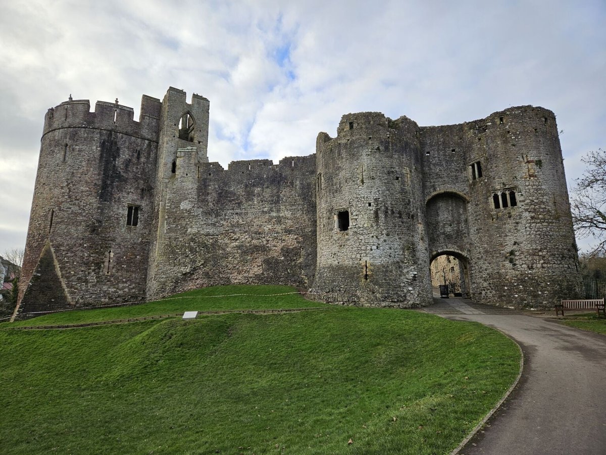 aboutglos's tweet photo. Some day trip ideas from Gloucester and Gloucestershire including pretty towns, castles and and countryside.

https://t.co/4RxhKULpnz

#bankholidayweekend #Gloucestershire #travel https://t.co/HHGLEZz7Et