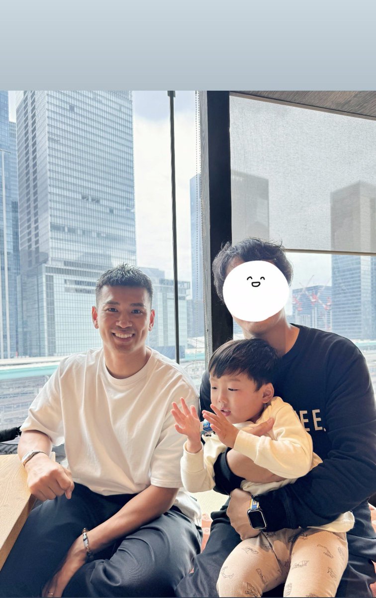kab_tee_21's tweet photo. 今日は東京でTEE PLACEのプレミアオフ会🏀 参加できたのは3年ぶり✨
バスケの話やプライベートの話など
盛りだくさんすぎてあっという間だった☺️
来シーズンも楽しみです!
ゴー!レイクス👊🏻
#TEEPLACE
#プレミアオフ会 https://t.co/xRGIBCamxG