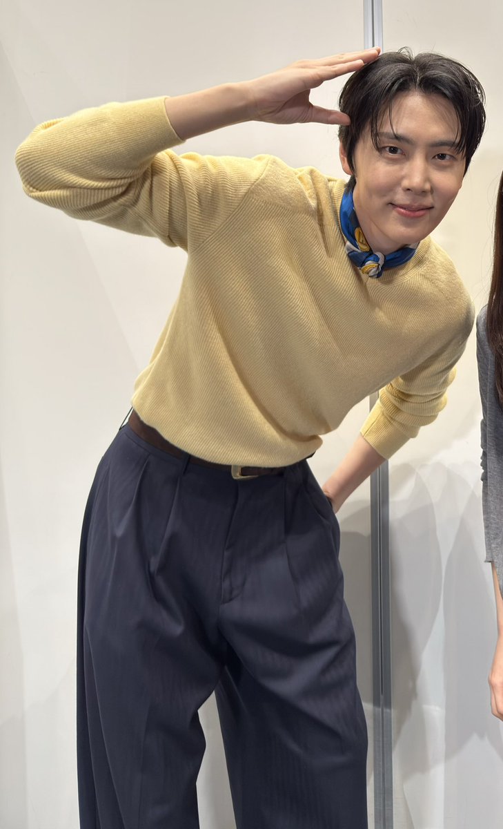 톰윤 tweet media