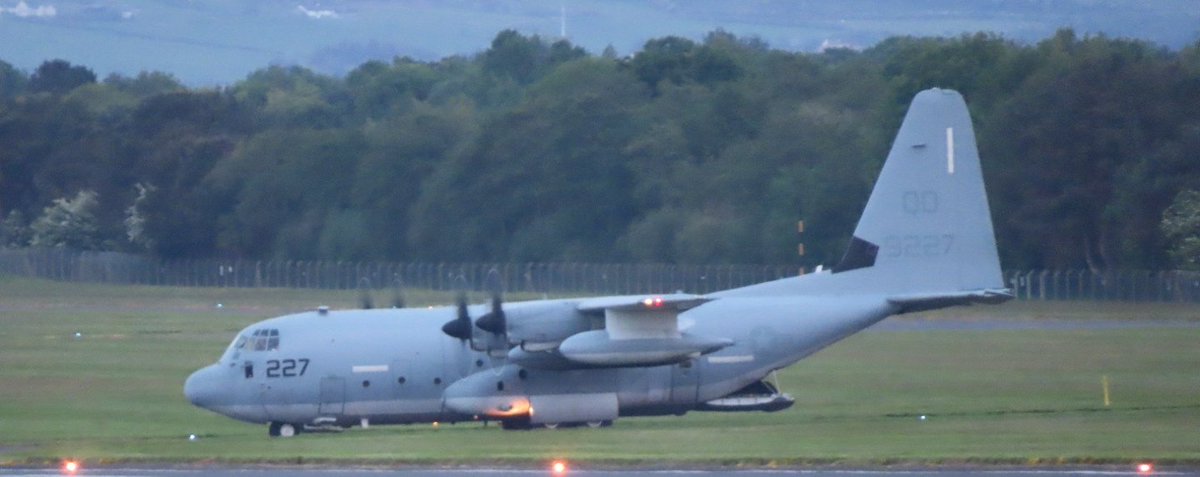 BloodyPolitics's tweet photo. @ifeeltheneed_ 😅😅😅
"So if you saw a USMC Super Hercules with “QD” on the tail at Prestwick or Fairford, it would almost certainly be a VMGR-152 aircraft operating out of Japan."
Their nickname is #SUMOS 🤓 https://t.co/HoKdcgmQbv