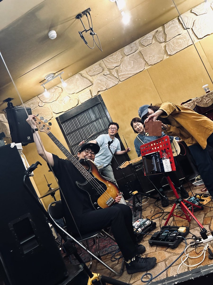 wafflesjp's tweet photo. 7/19waffles昼ライブは、またひと味違うセットリストになりそうです！#wafflesjp https://t.co/ZSrShJ6uUF