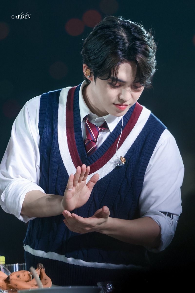 GARDEN_08_'s tweet photo. 20260524  OSAKA 

#SCOUPS  #에스쿱스 
#승철 #최승철 #エスクプス 
#세븐틴       #SEVENTEEN https://t.co/9LhN6lCAIL