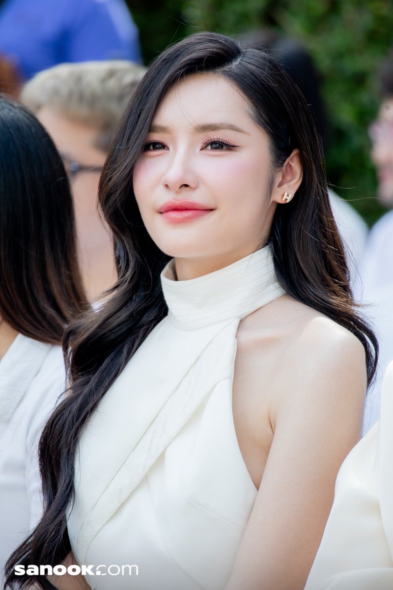 Sanook.com tweet media