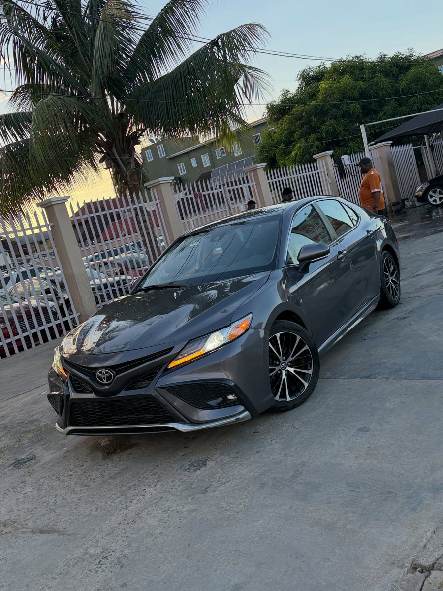 _Tiga_b's tweet photo. Available 🔥🔥🔥🔥🔥🔥🔥🔥
Pay 12.7 Million and own this 

2022 Toyota Camry SE
Foreign used https://t.co/jE5OowAqza