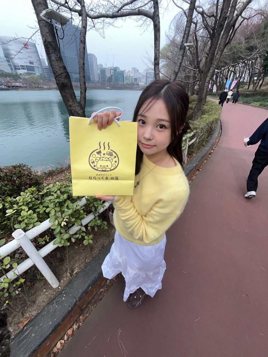 JIHYO tweet media