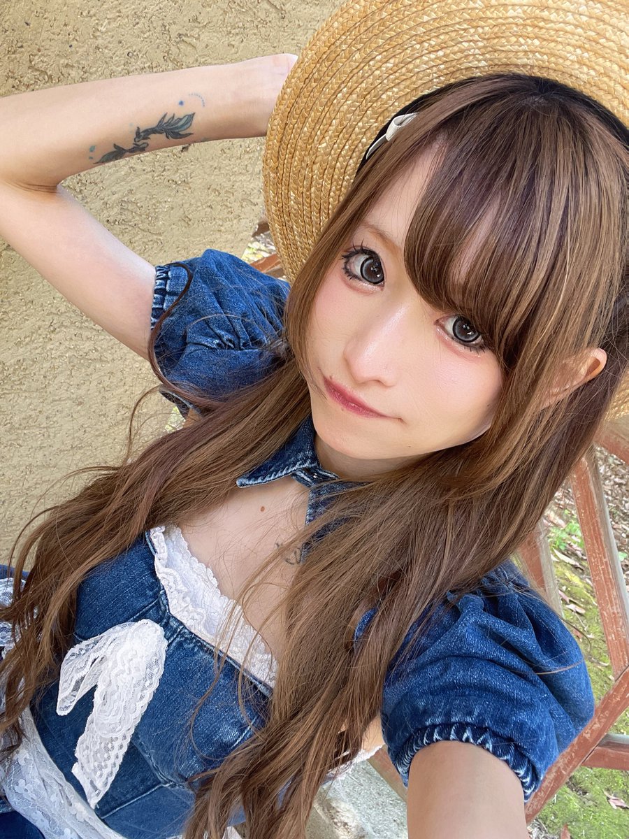 yutori_piyopiyo's tweet photo. 撮影会どうもありがとうございましたぁぁあっっ！！✨✨✨

雨かも、、、予報なんて蹴散らす天気ですごく楽しかった(๑˃̵ᴗ˂̵)🩷🩷🩷

みなさんお気をつけてお帰りください🌟

わたしは中州の夜に沈んで帰ります…🌙 https://t.co/A1YMOR1whk
