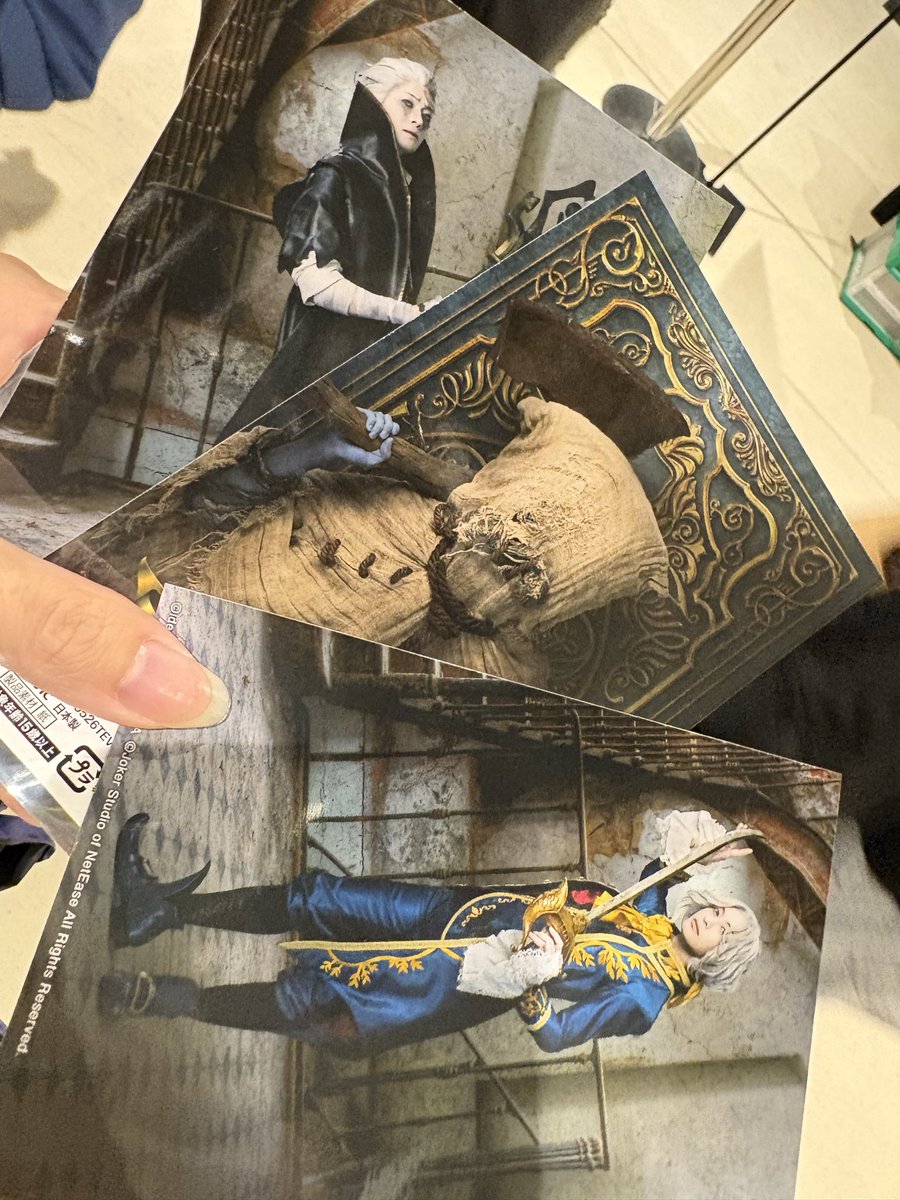 Tokaituinntei's tweet photo. 【交換】ててすて 舞台 第5人格  第5人格IdentityV IdentitySTAGE ランダムブロマイド 
譲→ボンボン 心眼 ガラテア 彫刻家 隠者 泣き虫 写真家
求▶︎カウボーイ 占い師 納棺師  騎士>過去弾 カウボーイ マリー https://t.co/3WjFAbMGiE