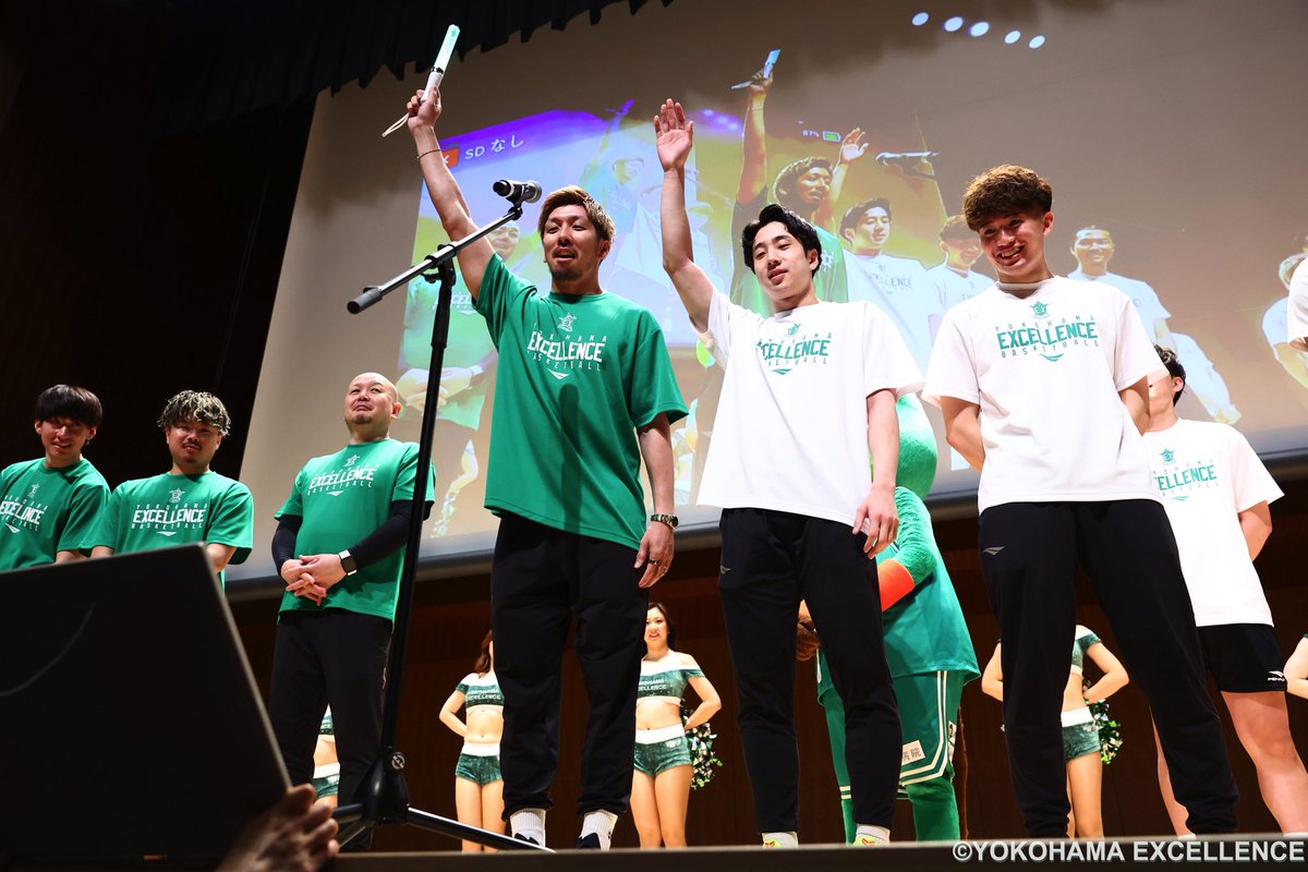 yokohamaex_'s tweet photo. ＼Thank you💚／

本日、「evergreen presents 2025-26 seasonファン感謝祭」を開催しました📝✨

皆様、お越しいただきありがとうございました🙇
そして今シーズンも最後まで熱い応援、誠にありがとうございました😭😭😭

#横浜エクセレンス https://t.co/Y7r4cnNoZQ