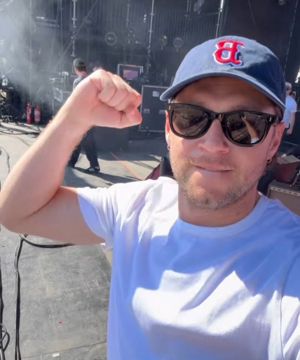 luke tweet media