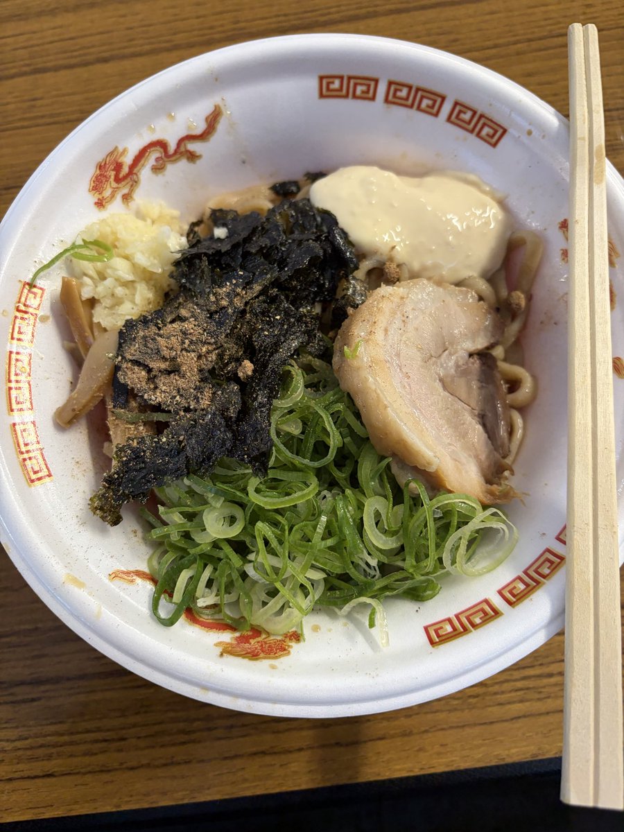 DNuce777's tweet photo. 友人とラーフェス🍜 https://t.co/DCAo6q09V4